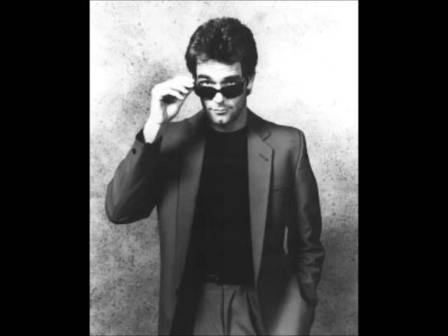 Huey Lewis & The News - Never Found A Girl