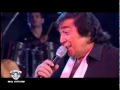 Showmatch 2009 - Cacho Castaña y su doble cantaron juntos