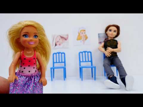 Barbie Ken ve Chelsea ile aile oyunu oynadık! Evcilik oyunları