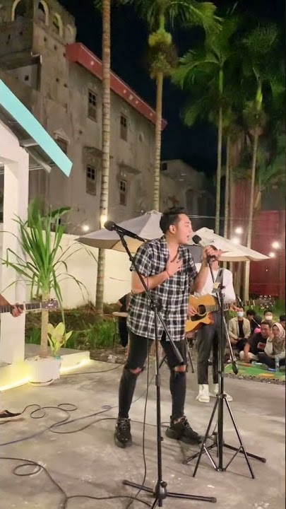 Caver lagu seperti mati lampu# Tri Suaka