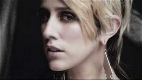 Dev - In The Dark (Remix 2.0) (featuring Kanye West, 50 Cent and Flo Rida)