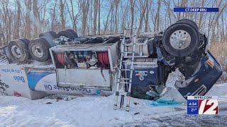 Oil truck rollover causes 95 South to shut down in North Stonington