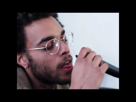 Ester Poly - Wet (official video)