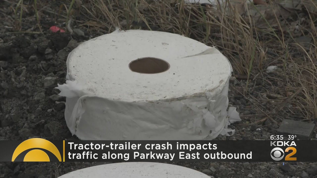Traffic Backs Up After Tractor-Trailer Crash - YouTube