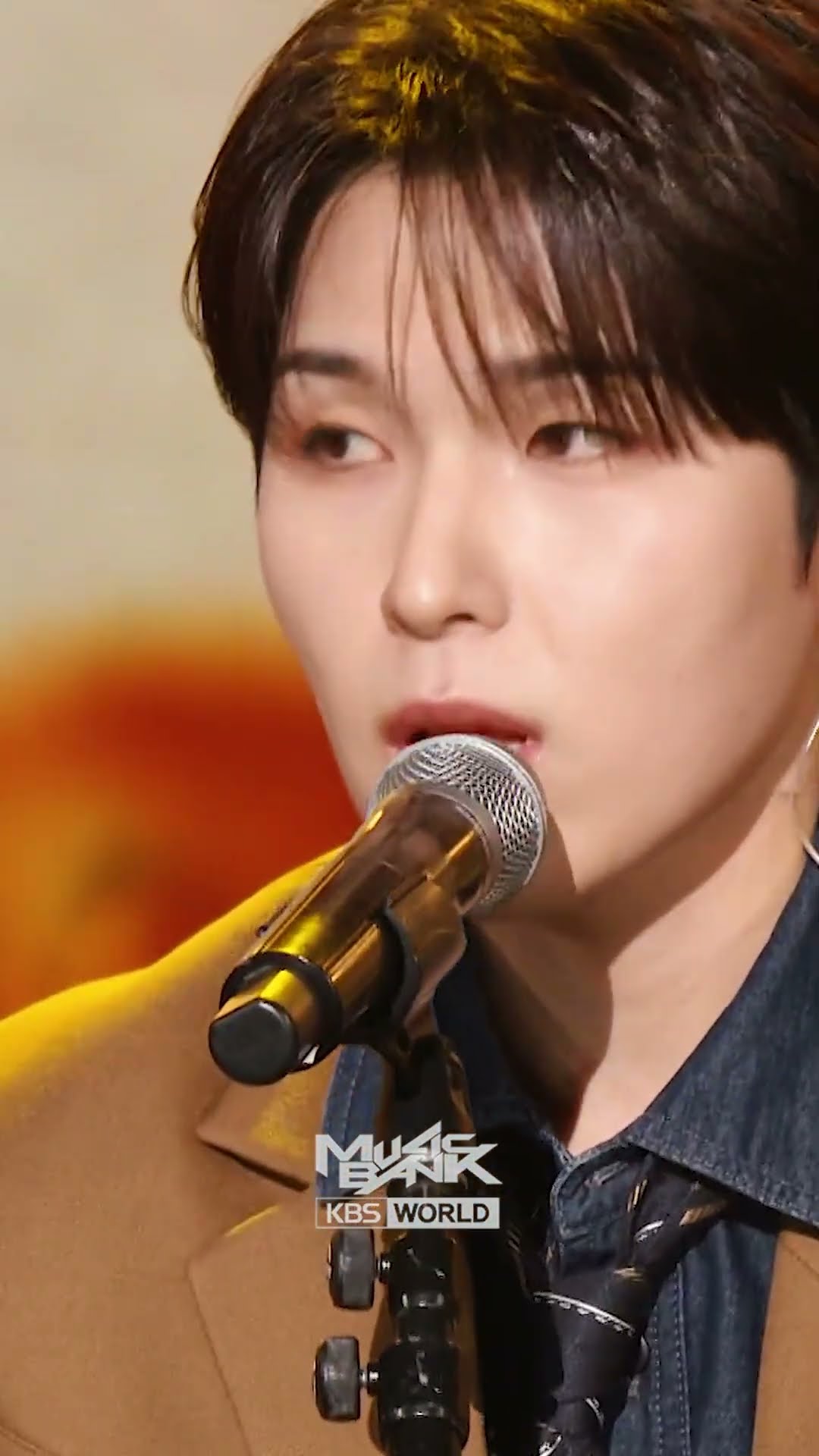 Growth ring - BUMJIN #Growthring #BUMJIN #범진 #Shorts #MusicBank | KBS WORLD TV