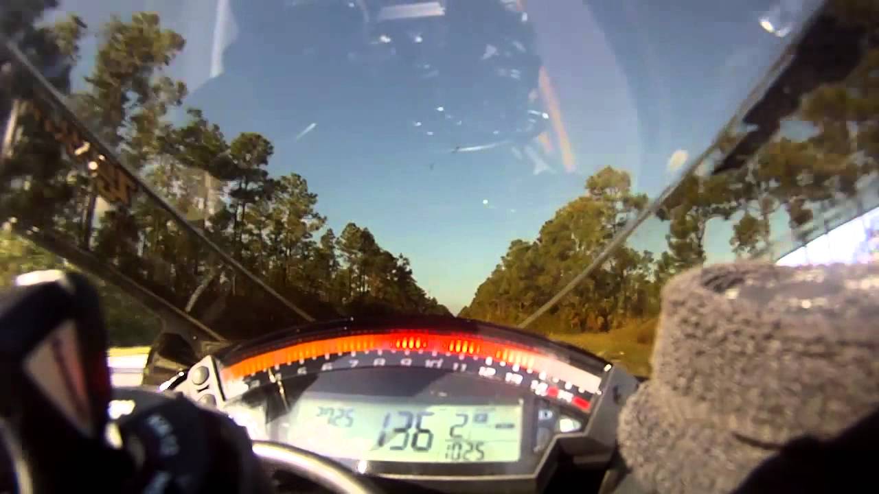 2011 ZX10r 208 MPH Top Speed Run - YouTube