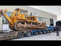 Loading An Old Caterpillar D9H Bulldozer And Changing Traillers - Fasoulas Heavy Transports