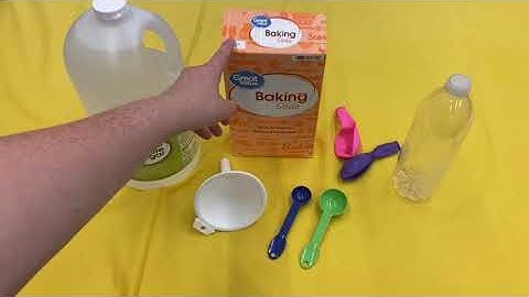 Baking Soda and Vinegar Balloon