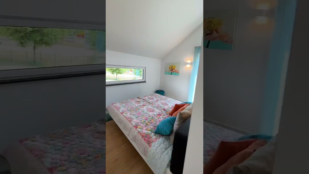 Modernes und gemütliches Familienhaus mit Pultdach: Musterhaus Günzburg von Talbau-Haus 