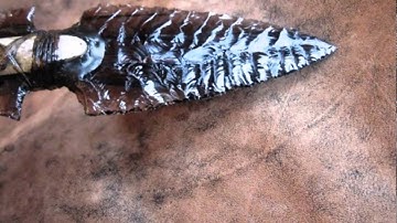 Zombie defense knife or Dragonglass.... flint knapping obsidian 2015