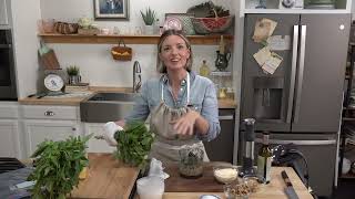 Preserving fresh basil
