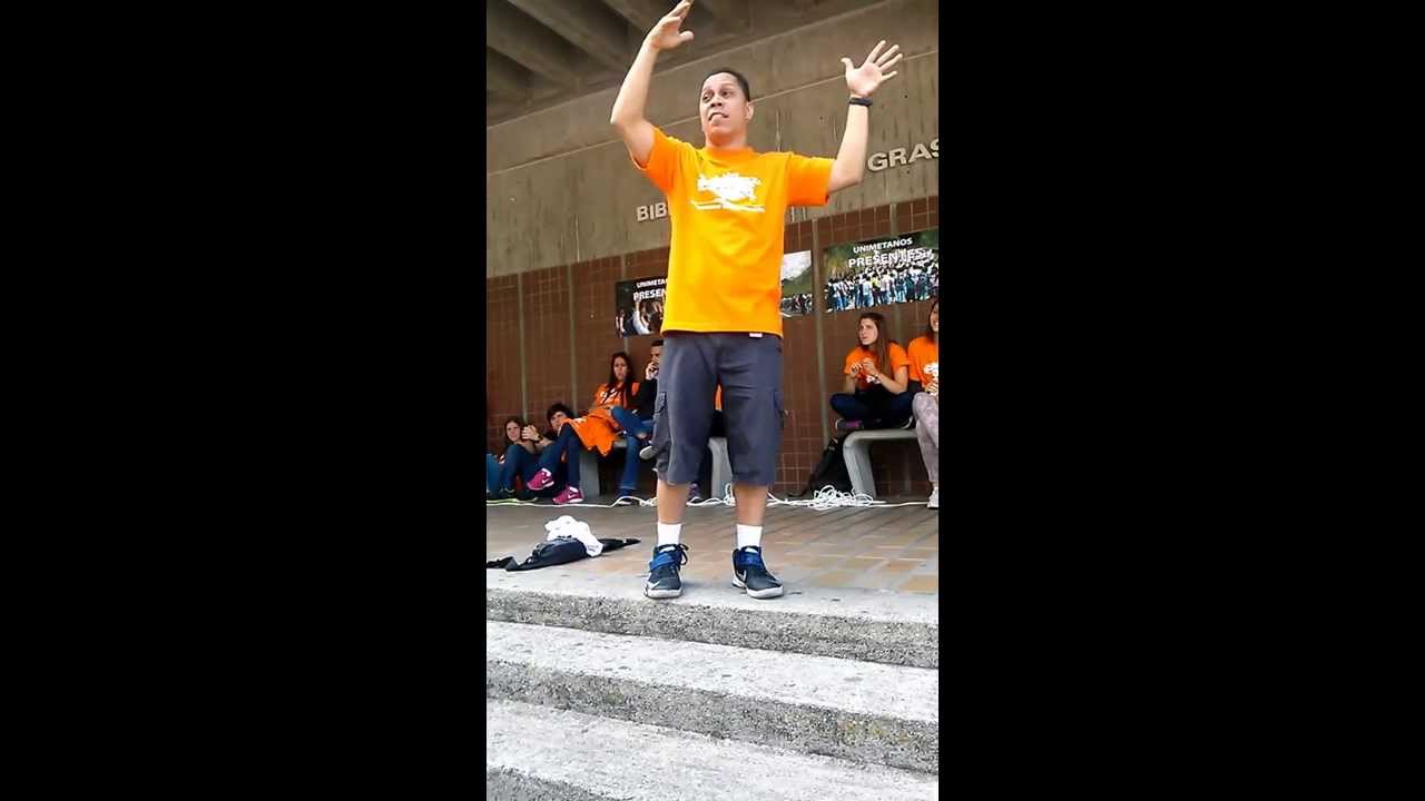 Asamblea estudiantil con Juliococo