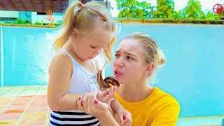 Maggie and Naomi learn good behavior
