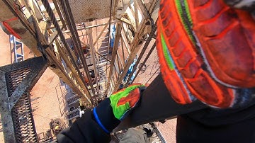 Oil Rigs(Derricks) Latching Pipe