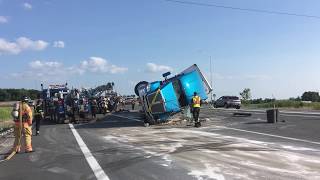 Heavy Rescue 401 Putting Truck Back On Wheels