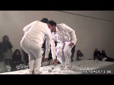 პერფორმანსი \"ურთიერთობაში: მივცურავთ ერთად\" თბილისში