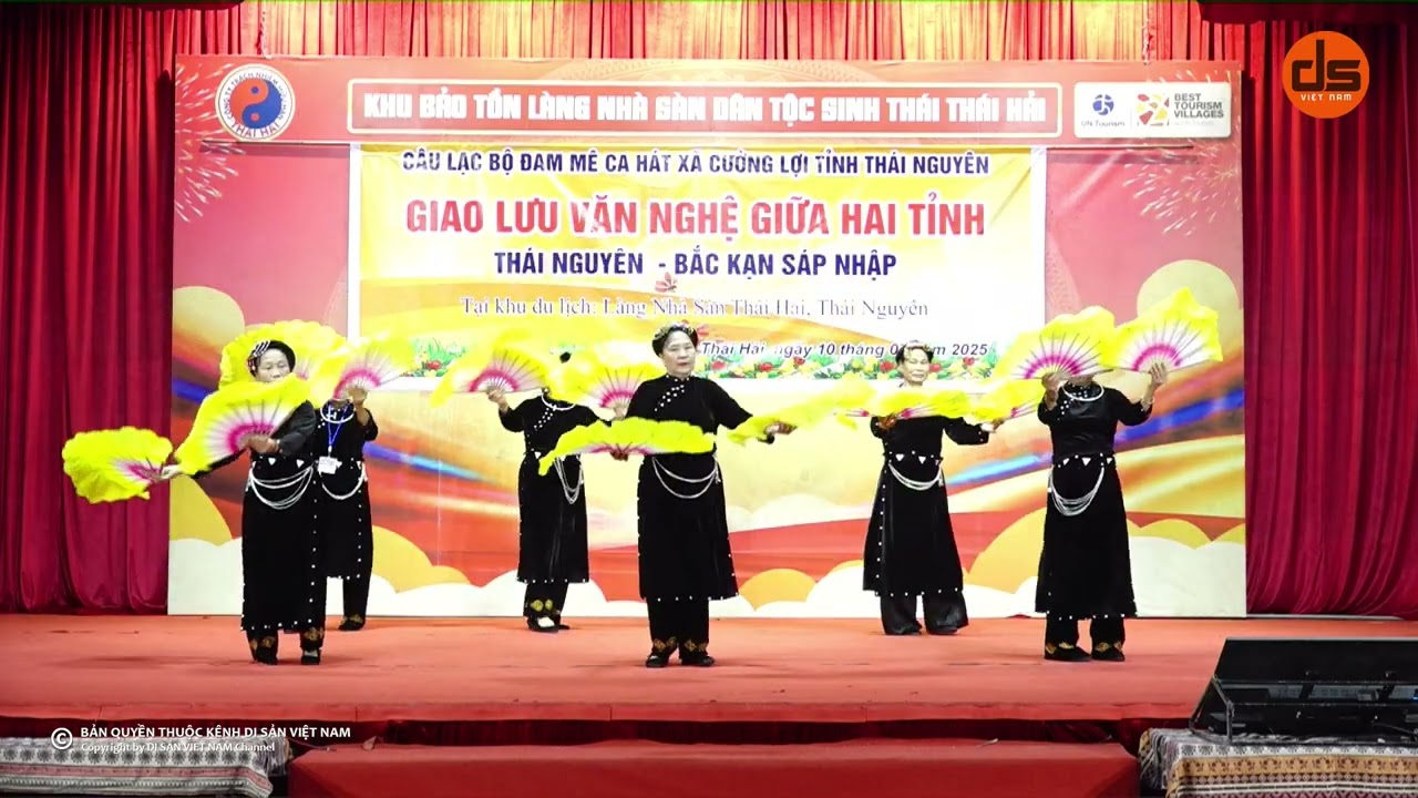 Múa - Đợi nàng - CLB dân vũ xã Na Rì - Thái Nguyên