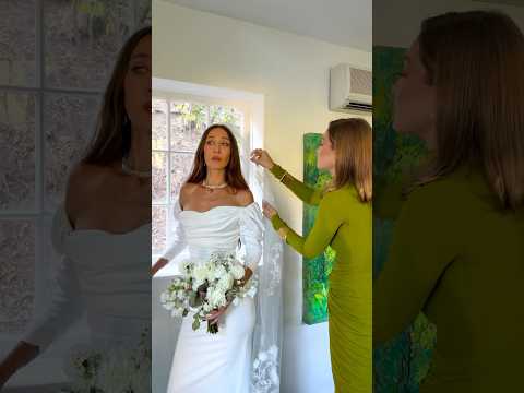 جيجي وبيلا حديد تحتفلان بزفاف شقيقتهما آلانا كم كان جميلا