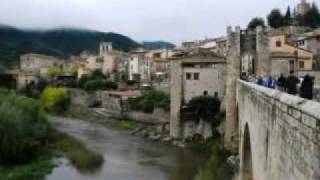 BESALÚ PUEBLO MEDIEVAL