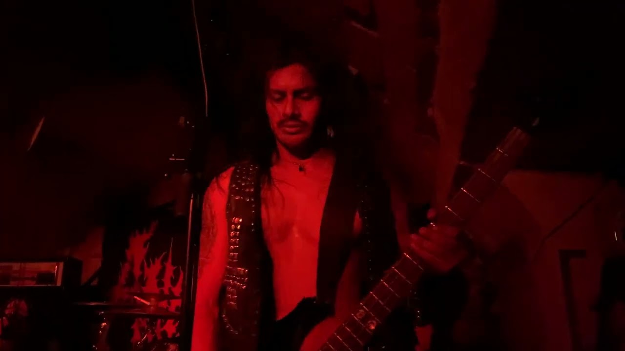Anal Vomit : 24 Minutes Live In Paris (06/10/2025 @ Le Klub)