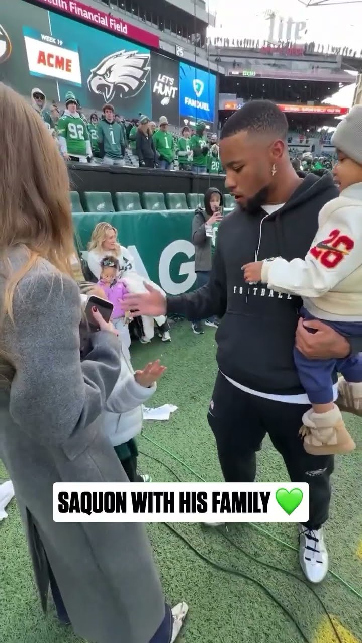 Saquon and his family ??