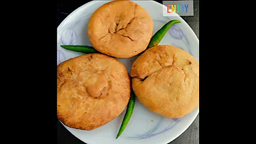 Kachoris In 1 Minute Kachori Shorts 