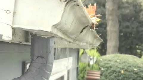 Consumer Video SnapLock Gutters