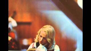 Annerose Schmidt - Chopin Mazurka Op.59 No.1