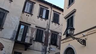 Trg slomljenog stuba: Piazza Santa Maria Forisportam The Square of the Severed Column #Lucca