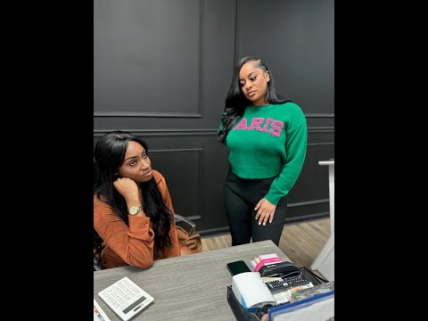 When Flawless ask her Co-Worker Ebony if the boss ever flirted with her!