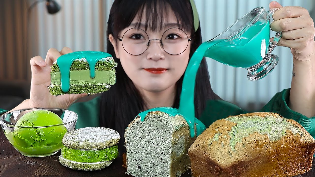 АСМР ЕДА МЯТНЫЙ ШОКОЛАД ХЛЕБ 🍀ЗЕЛЕНЫЙ ДЕСЕРТ | MUKBANG