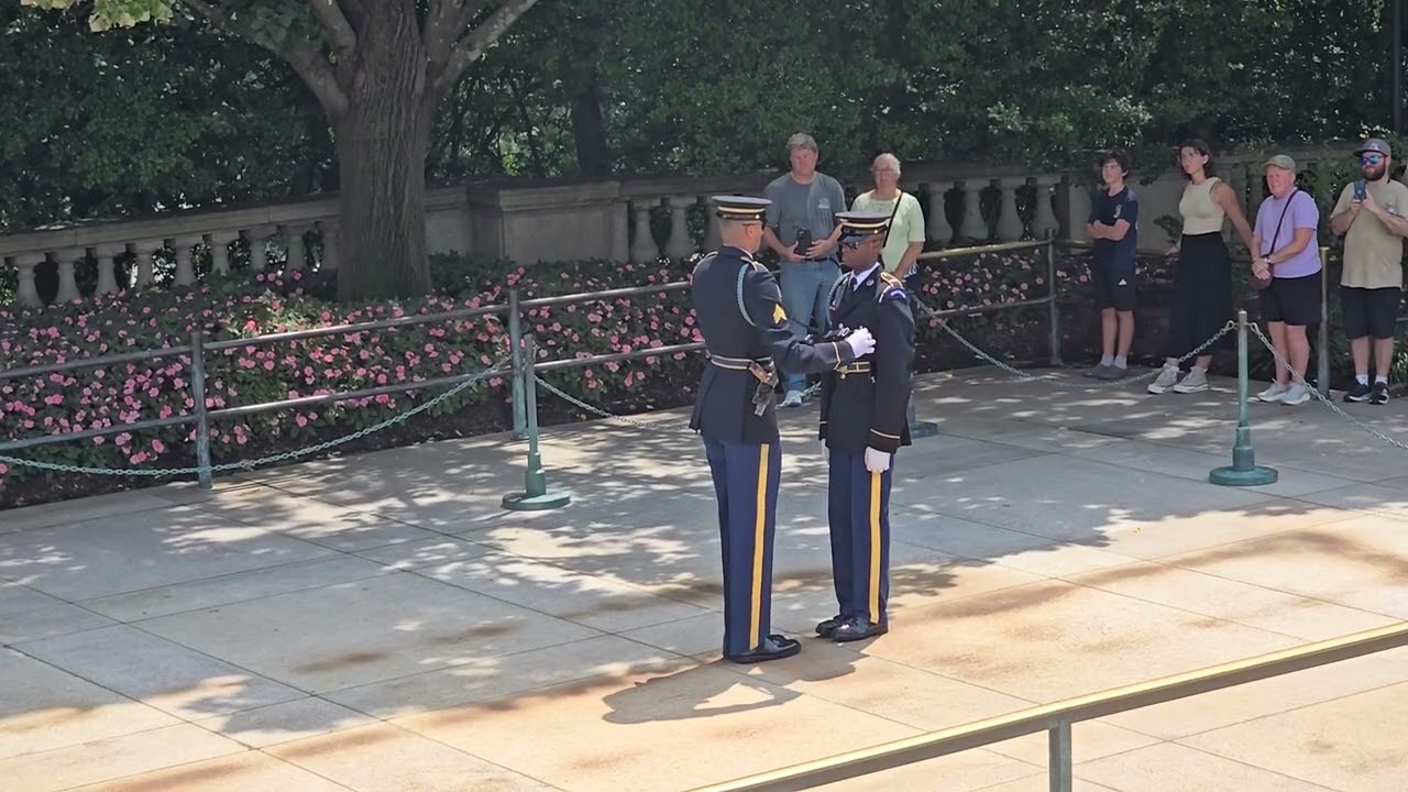 Tomb of the Unknown Soldier: Changing of the Guard (Full Video)