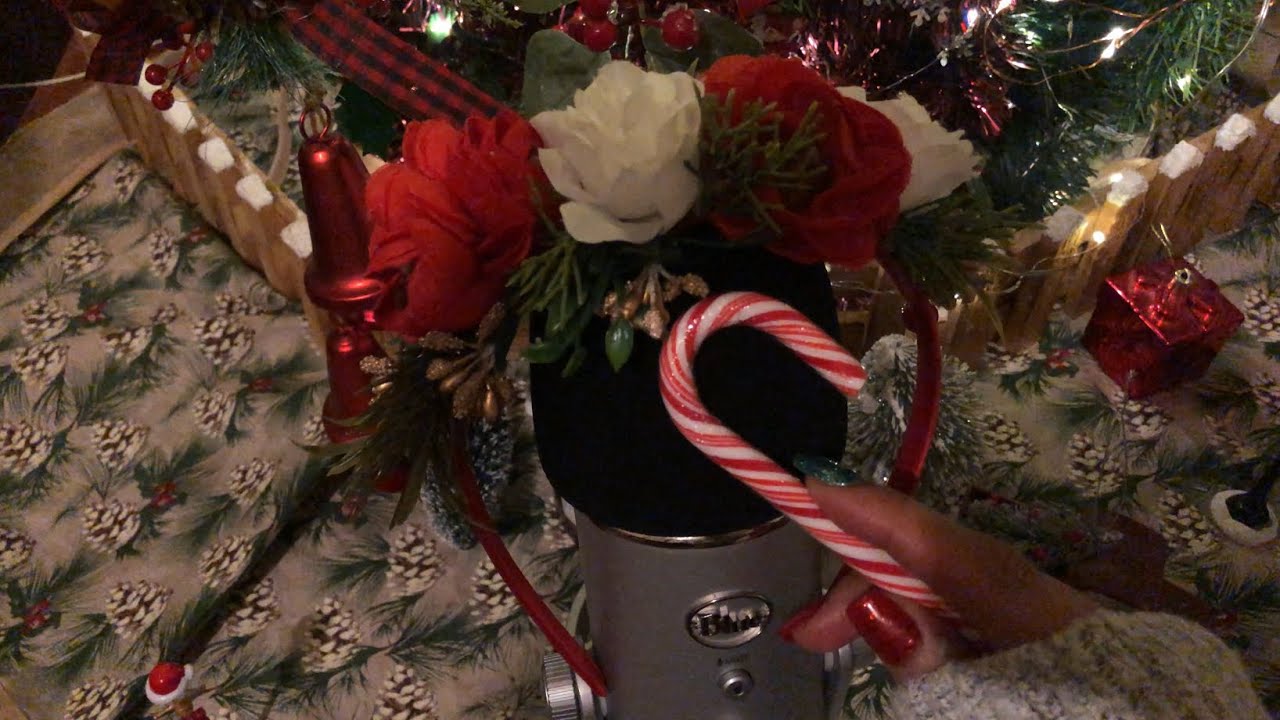 ASMR| Mic Scratching w/ Christmas Items