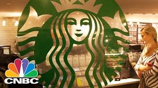 Starbucks CEO Vows To Hire 10,000 Refugees: Bottom Line | CNBC