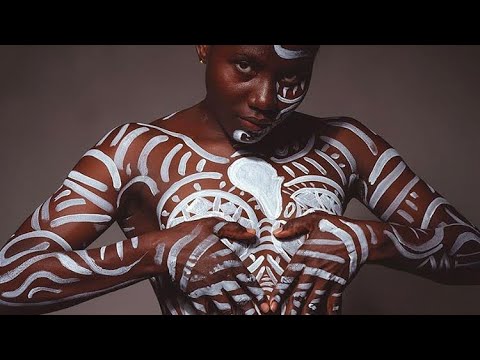 HOW TO PAINT A BODY WITH JUST A BRUSH 🖌️ WITH YONGA ARTS (FULL BODY PAINTING )