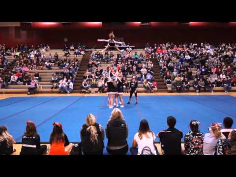 Gladstone Girls Stunt Group at Tualatin Last Chance Cheer Competition