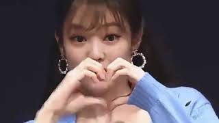 Blackpink Jennie doing Aegyo