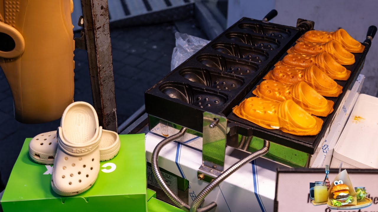 🇰🇷 Korean Street Food - You Can't Wear These! VIRAL Crocs Bread UNBOXING with 2 Flavors