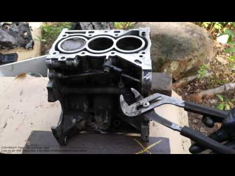 How works 3 three cylinder engine