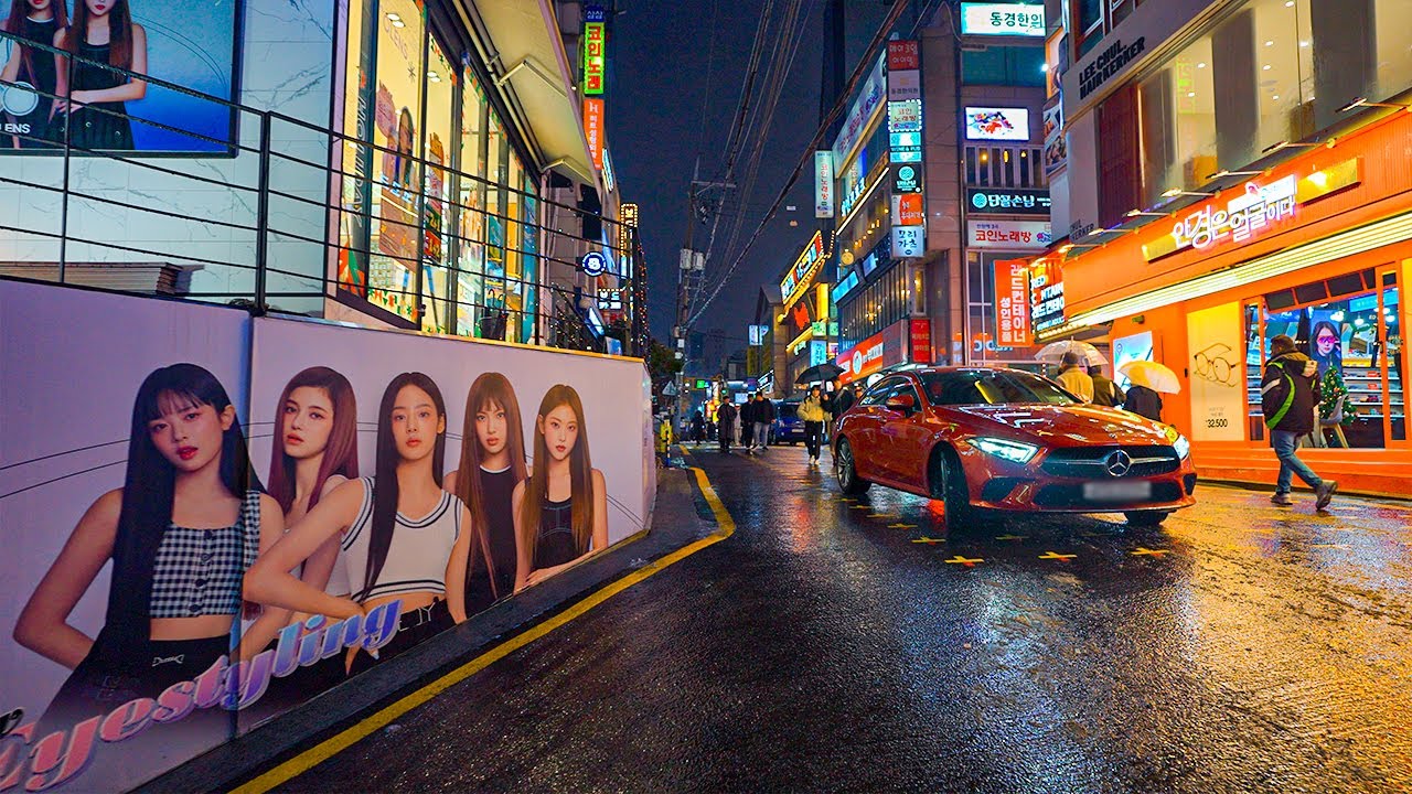 Walking In The Rain Gangnam Street at Night | Seoul Travel 4K HDR - YouTube