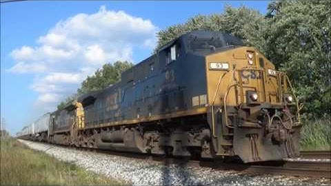 CSX Intermodal Q001 - CSX YN3b AC4400CW #93 & YN2 Dash 8 #7673 - Mentor Ohio August 2018