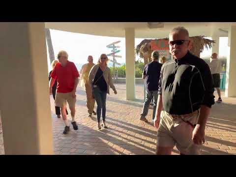 Sharky’s On the Pier Venice, Florida 4K