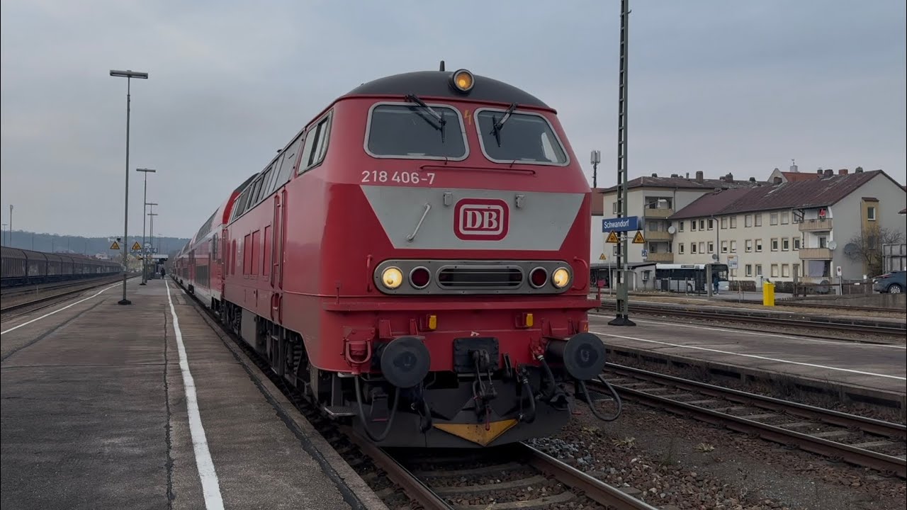 Ausfahrt DB 218 406-7 „Orientrot mit Latz“ als RE2 ➡️ München Hbf mit Makro