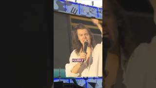 Harry Styles Calls Out Old Friend Fot Stealing His Girlfriend #shorts #short #harrystyles