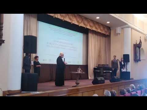 Протоиерей Алексий Бабурин на вручении премии "За подвижничество  в области душевного здоровья"