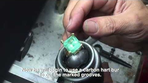 HOW TO SET A LARGE GEMSTONE IN A FOUR PRONG RING SETTING