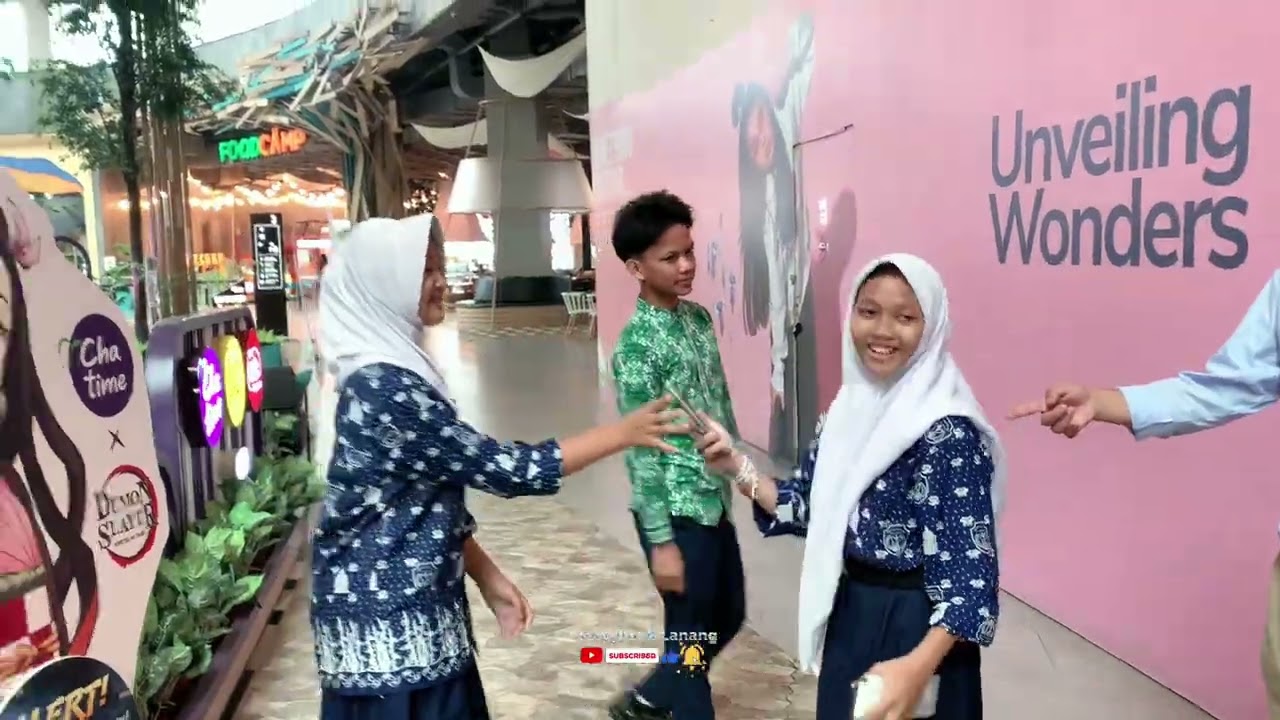 Farel Prayoga Selesai Ambil Rapor Ngemall Ngajakin Eyang Makan Siang