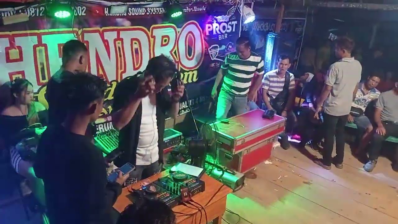 DJ HENDRO LIVE TUMBANG MANYA THE WEDDING PARTY ABDUL RAHMAN & ARDILLA#viralvideo