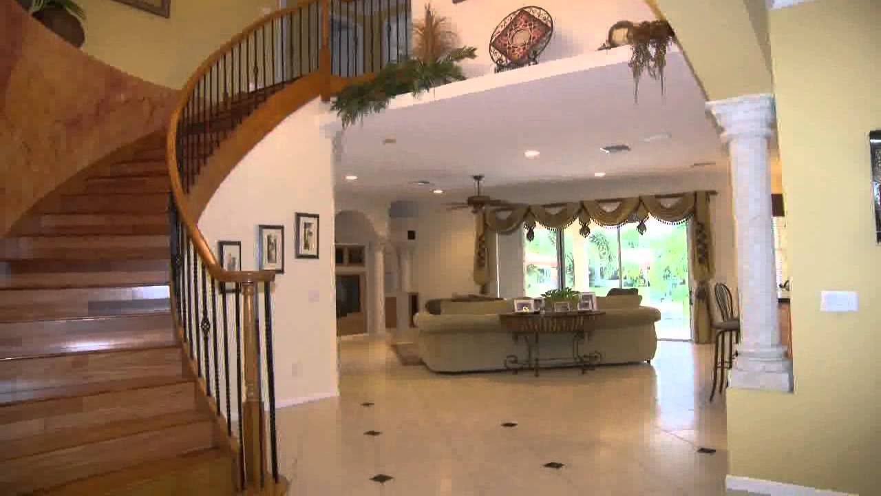 917 Turner Road, Delray Beach, FL Presented by Marina Sarabia & Kathleen Costanzo.