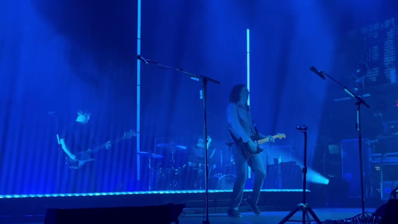 Snow Patrol - Shut Your Eyes (Live 04-04-2025, L'Olympia, Montréal, Québec, Canada)